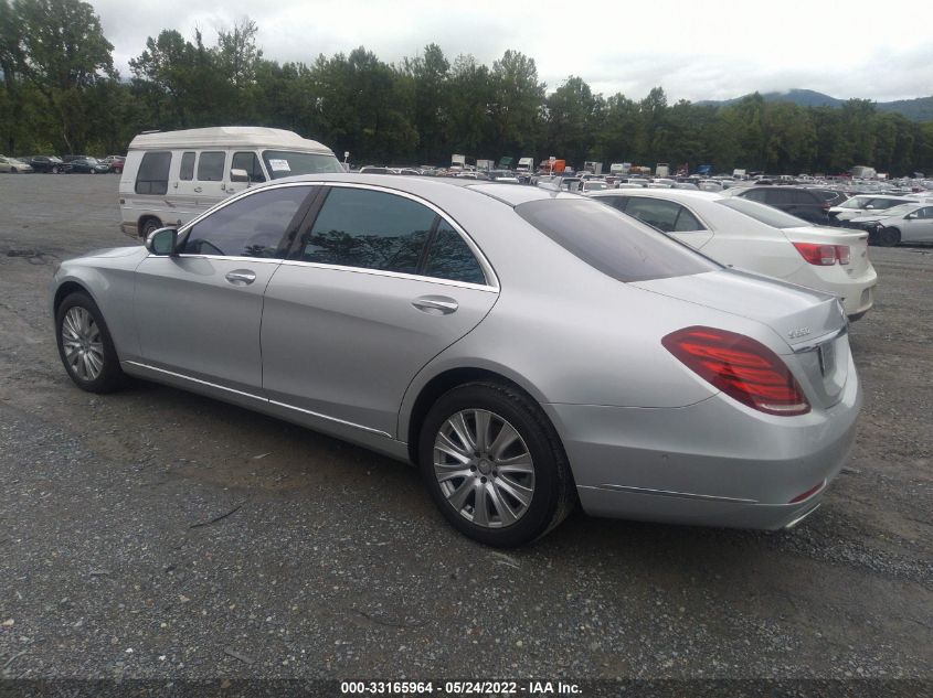 2015 MERCEDES-BENZ S-CLASS S 550 WDDUG8FB8FA082122