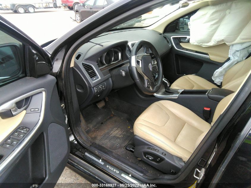 2016 VOLVO XC60 T5 DRIVE-E PREMIER YV440MDK7G2907800