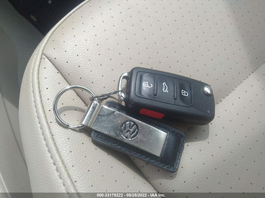 2015 VOLKSWAGEN BEETLE CONVERTIBLE 1.8T W/TECH 3VW517AT3FM811752