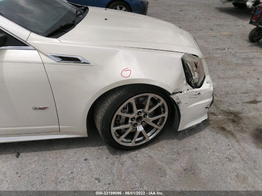 2014 CADILLAC CTS-V SEDAN 1G6DV5EP2E0110371