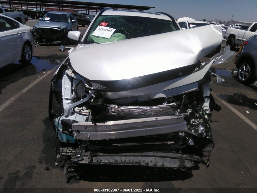 Image 6 of 2019 TOYOTA RAV4  salvage vehicle - Lot #33182907 at IAAI