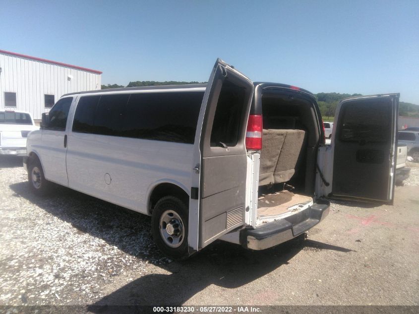 2018 CHEVROLET EXPRESS PASSENGER LT 1GAZGPFG5J1218973