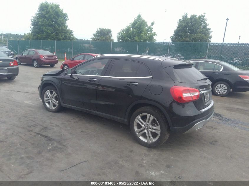 2019 MERCEDES-BENZ GLA WDCTG4GB4KU011337