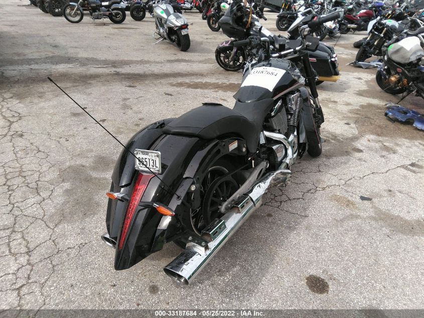 2016 VICTORY MOTORCYCLES MAGNUM 5VPYW36N9G3048905