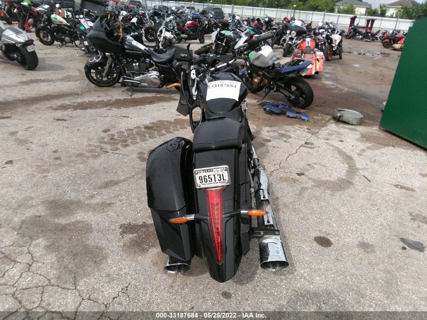 2016 VICTORY MOTORCYCLES MAGNUM 5VPYW36N9G3048905