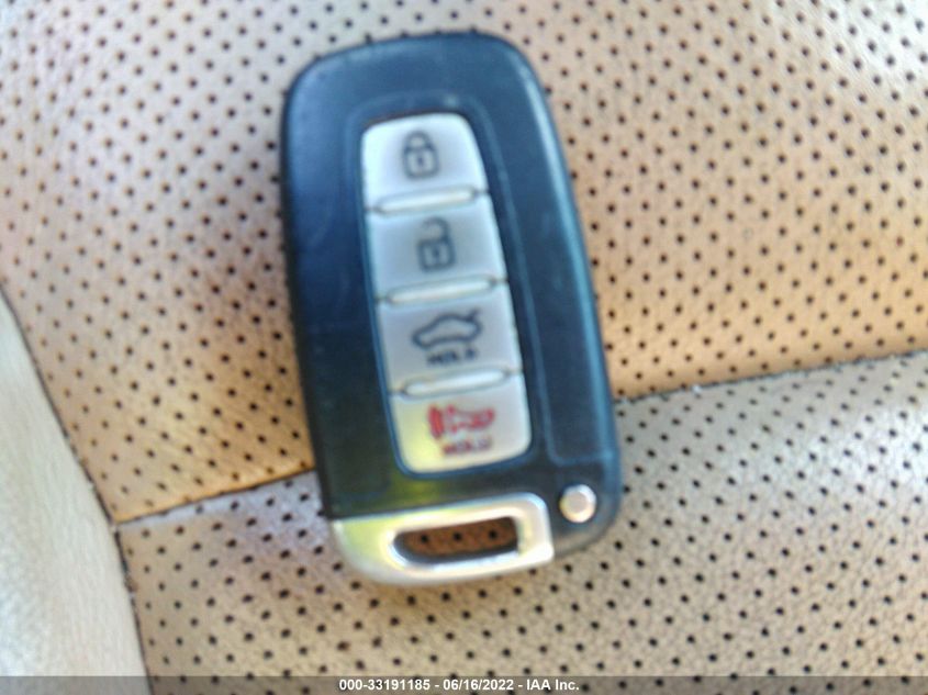2013 HYUNDAI SONATA HYBRID LIMITED KMHEC4A42DA085134