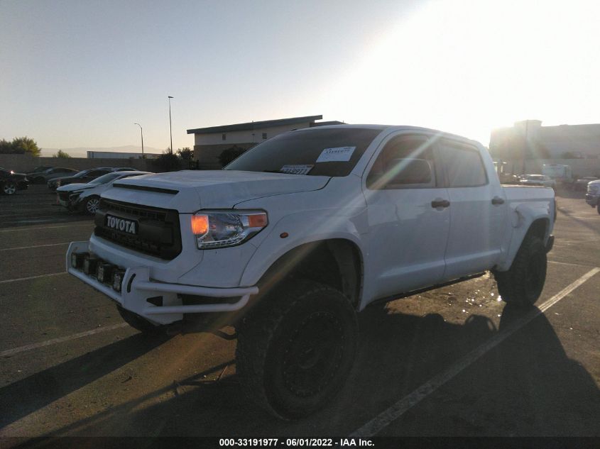 2017 TOYOTA TUNDRA 4WD SR5/TRD PRO 5TFDY5F17HX637784