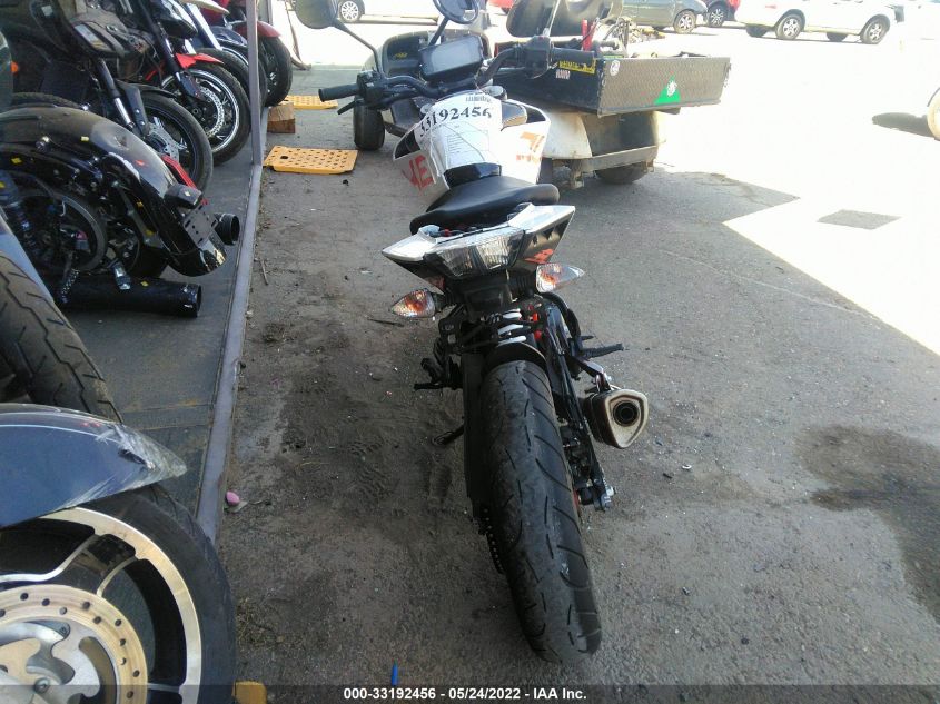 2018 KTM 390 DUKE MD2JPJ405JC253261