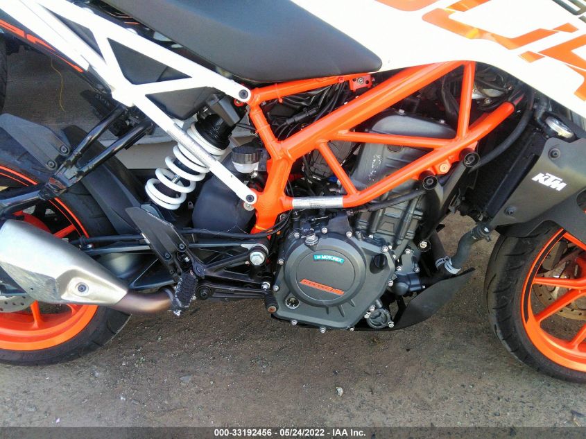 2018 KTM 390 DUKE MD2JPJ405JC253261