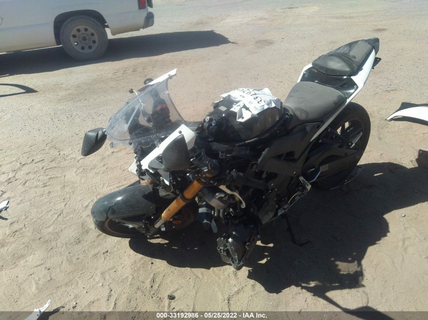 2019 YAMAHA YZFR3 A MH3RH18Y2KK002521