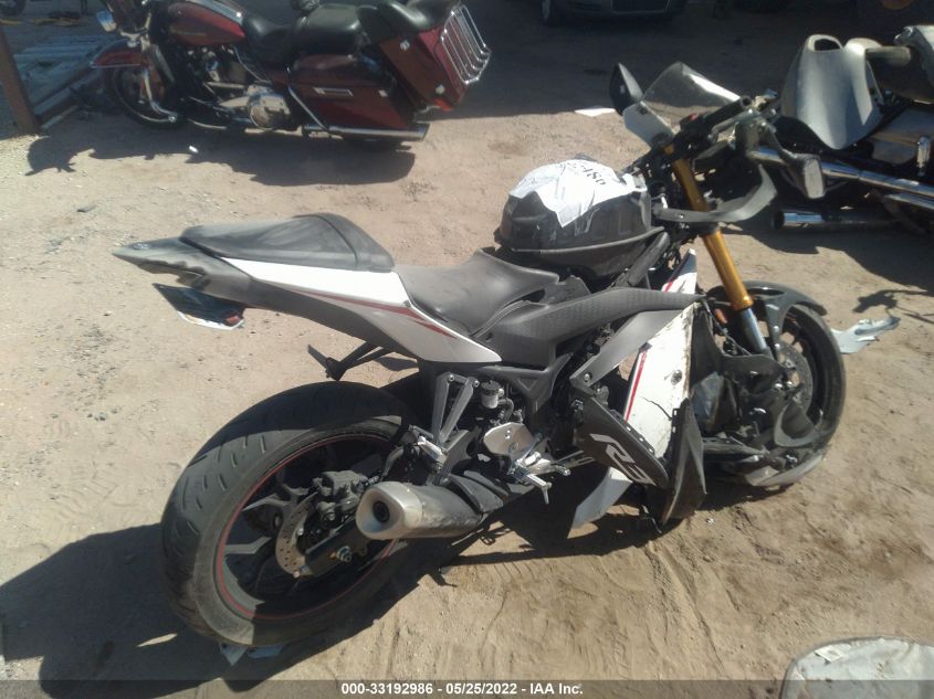 2019 YAMAHA YZFR3 A MH3RH18Y2KK002521