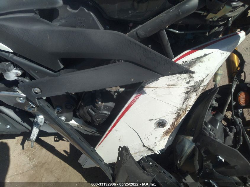 2019 YAMAHA YZFR3 A MH3RH18Y2KK002521