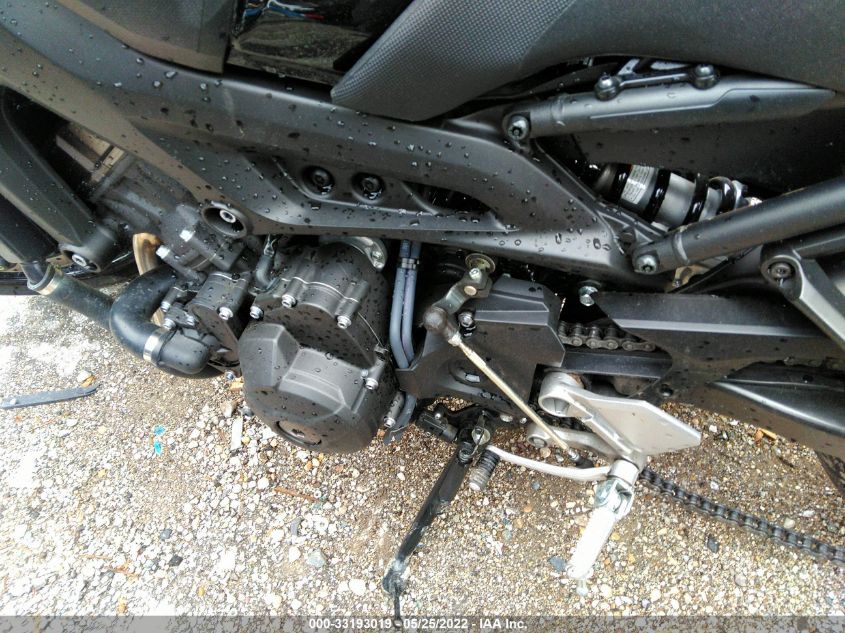 2016 YAMAHA FZ09 JYARN33E6GA010386