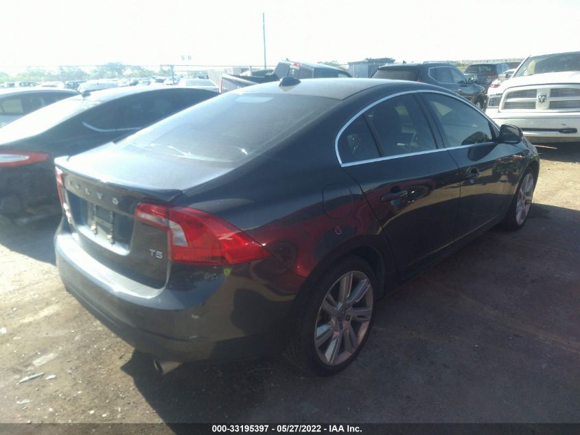 2013 VOLVO S60 T5 YV1612FS2D2186107