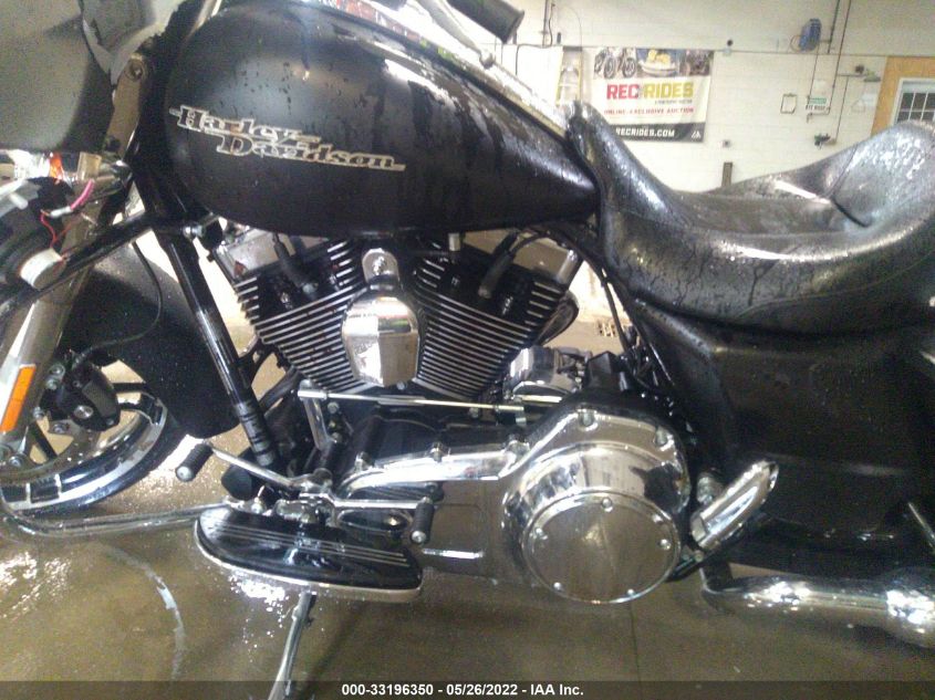 2014 HARLEY-DAVIDSON FLHX STREET GLIDE 1HD1KBM15EB678167
