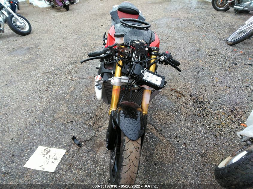 2018 SUZUKI GSX-R750 JS1GR7MA4J2100506