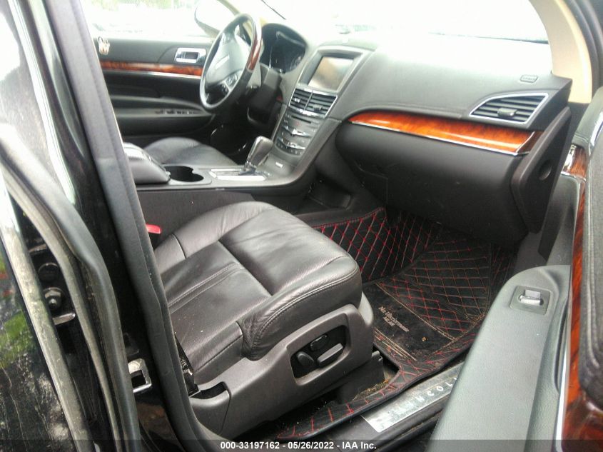 2014 LINCOLN MKT ECOBOOST 2LMHJ5ATXEBL58573