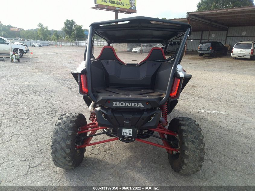 2021 HONDA SXS1000 S2R 1HFVE0547M4201966