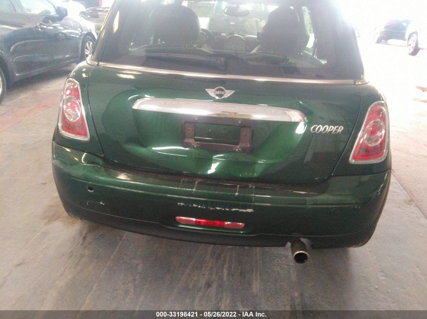 2013 MINI COOPER HARDTOP WMWSU3C57DT684052