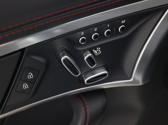 Auction sale of the 2021 JAGUAR F TYPE , vin: SAJD51FE3MCK73595, lot number: 33200426