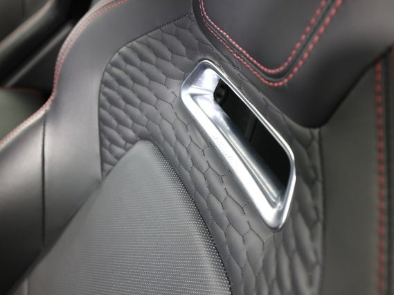 Auction sale of the 2021 JAGUAR F TYPE , vin: SAJD51FE3MCK73595, lot number: 33200426