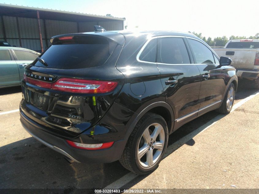 2017 LINCOLN MKC PREMIERE 5LMCJ1C90HUL34701
