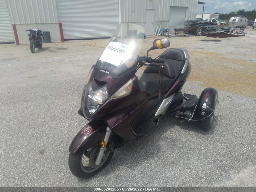 2004 HONDA FSC600 D JH2PF01134K200585