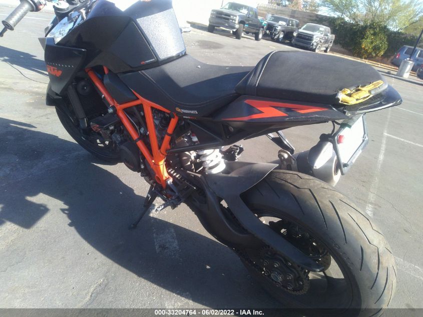 2016 KTM 1290 SUPER DUKE R VBKV39405GM937312