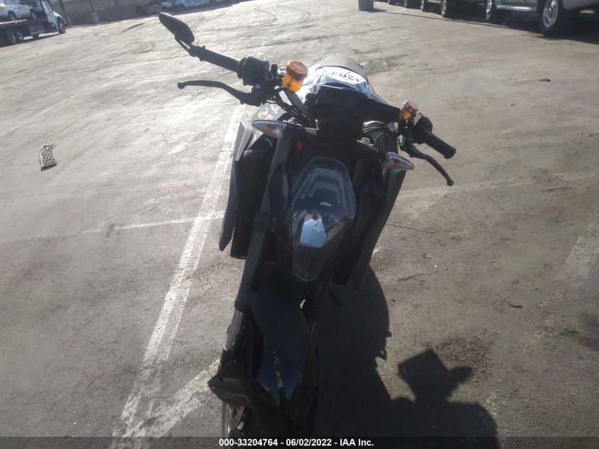 2016 KTM 1290 SUPER DUKE R VBKV39405GM937312