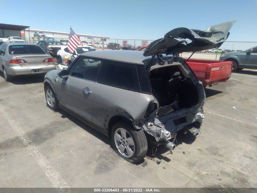 2021 MINI HARDTOP 2 DOOR COOPER WMWXR3C07M2N77522
