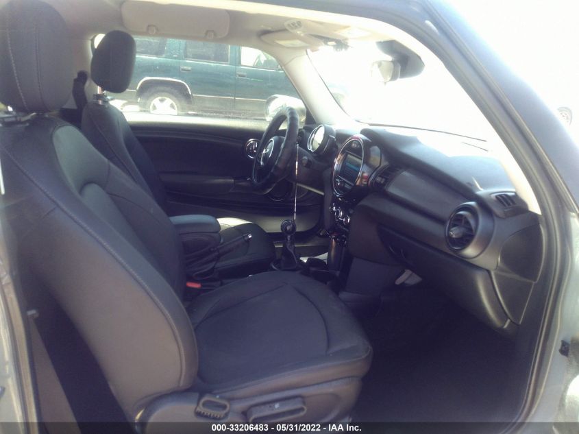 2021 MINI HARDTOP 2 DOOR COOPER WMWXR3C07M2N77522