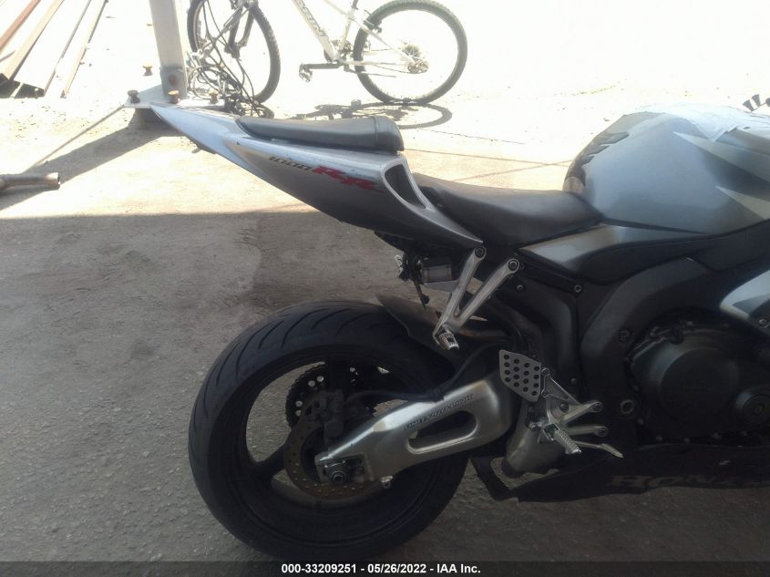 2006 HONDA CBR1000 RR JH2SC57126M201628