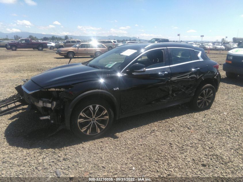 2017 INFINITI QX30 LUXURY SJKCH5CR1HA032374