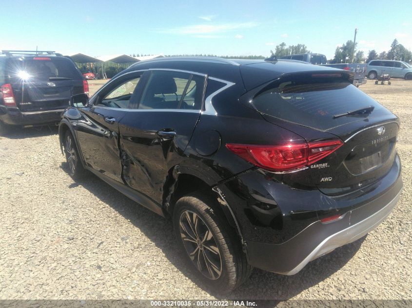 2017 INFINITI QX30 LUXURY SJKCH5CR1HA032374