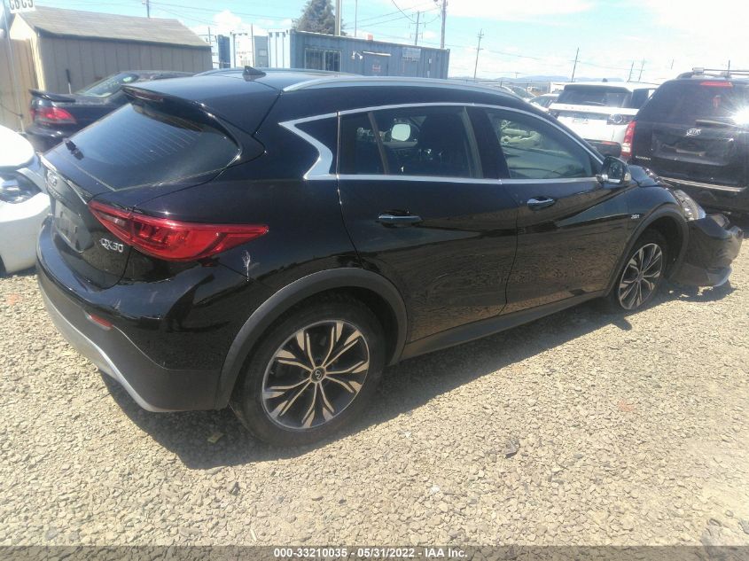 2017 INFINITI QX30 LUXURY SJKCH5CR1HA032374