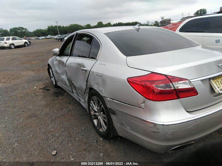 2013 HYUNDAI GENESIS 3.8L KMHGC4DD3DU242656