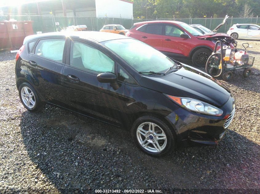 3FADP4EJ3KM145402 Ford Fiesta SE