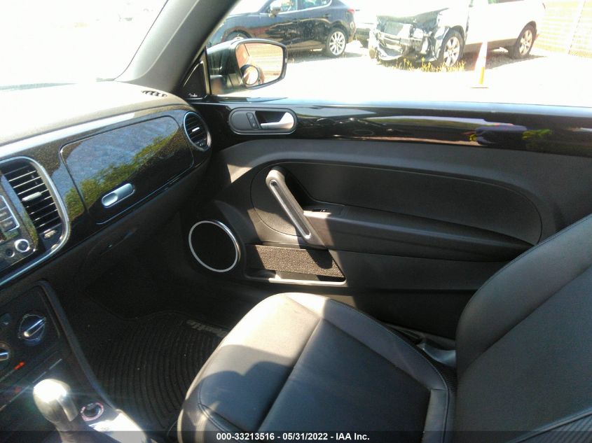 2013 VOLKSWAGEN BEETLE CONVERTIBLE 2.5L W/SOUND/NAV 3VW5P7AT5DM812140