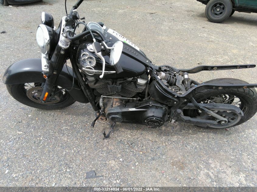 2019 HARLEY-DAVIDSON FLHCS 1HD1YBK26KB066890