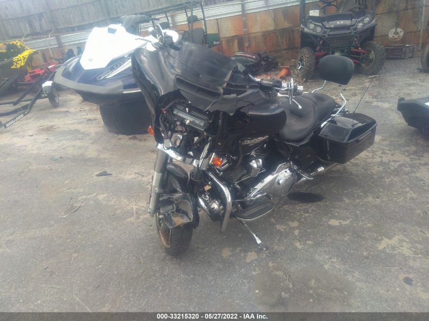 2017 HARLEY-DAVIDSON FLHX STREET GLIDE 1HD1KBC1XHB604281
