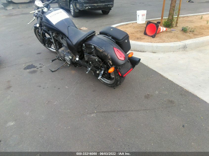 2012 VICTORY MOTORCYCLES VEGAS 8-BALL 5VPGA36N2C3008301