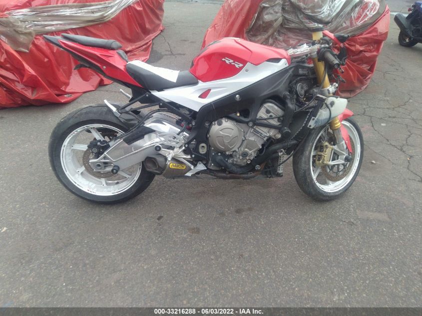 2015 BMW S 1000 RR WB10D2109FZ351036