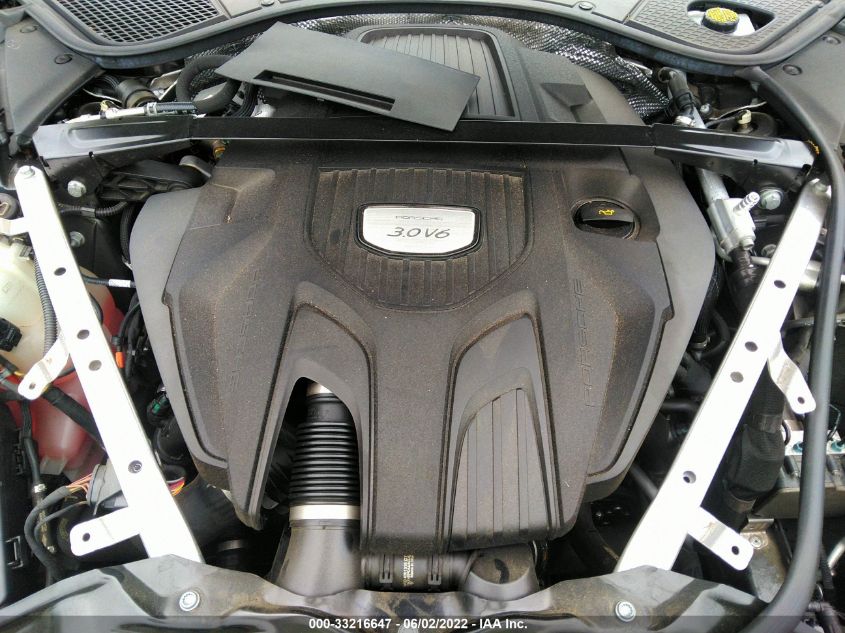 2018 PORSCHE PANAMERA WP0AA2A72JL100819