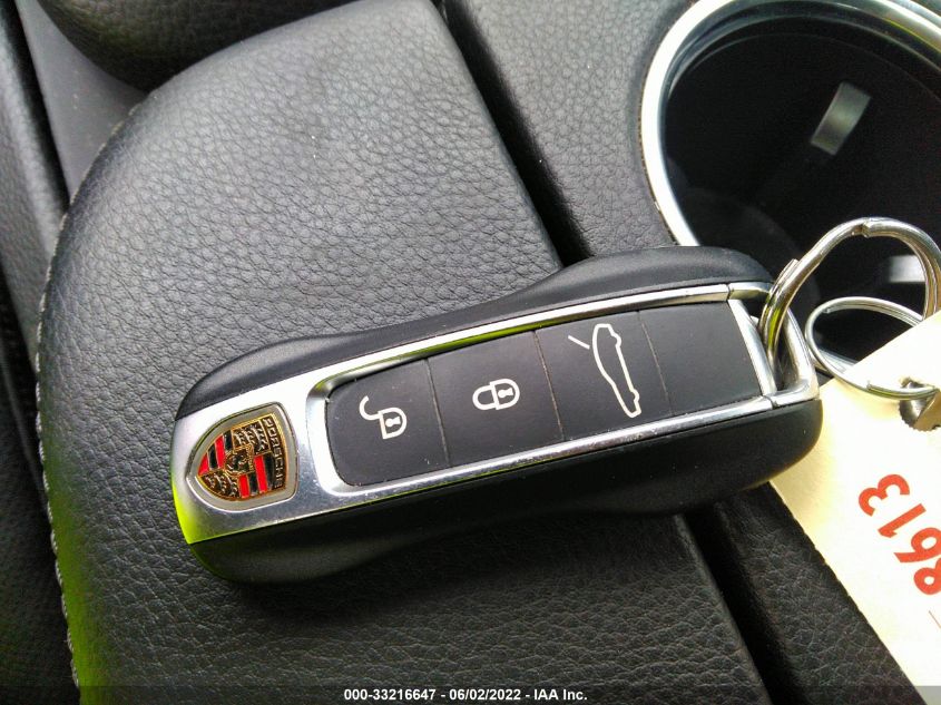 2018 PORSCHE PANAMERA WP0AA2A72JL100819