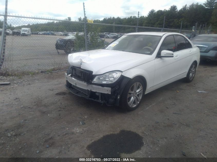 2013 MERCEDES-BENZ C-CLASS C 300 LUXURY WDDGF8AB7DA885265