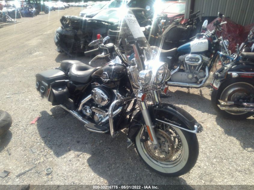 2010 HARLEY-DAVIDSON FLHRC 1HD1FR41XAB671593