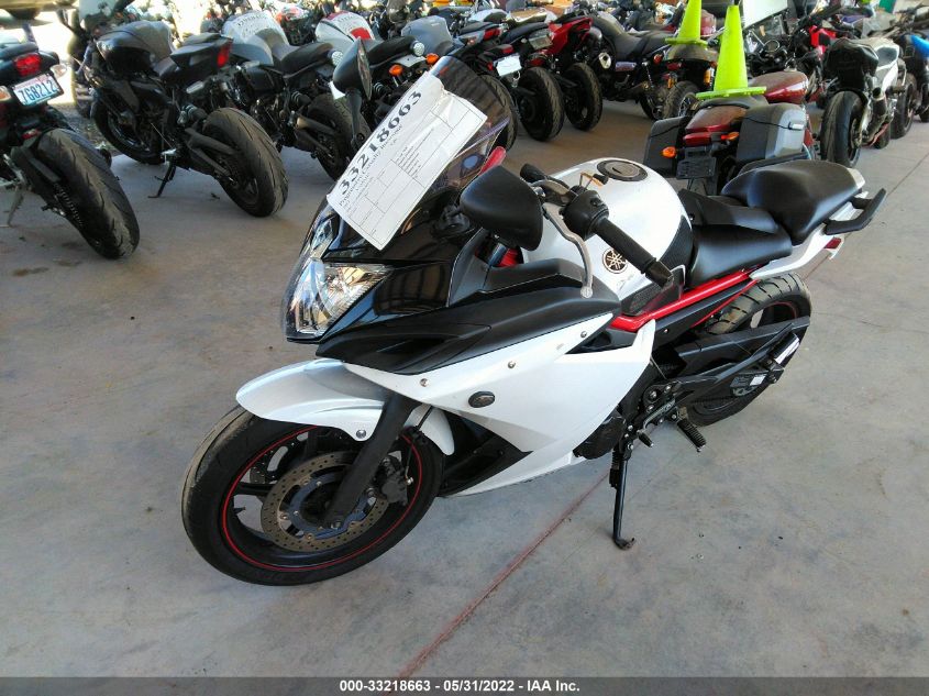 2013 YAMAHA FZ6 R JYARJ18E8DA011656