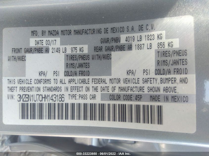2017 MAZDA MAZDA3 4-DOOR SPORT 3MZBN1U70HM143186