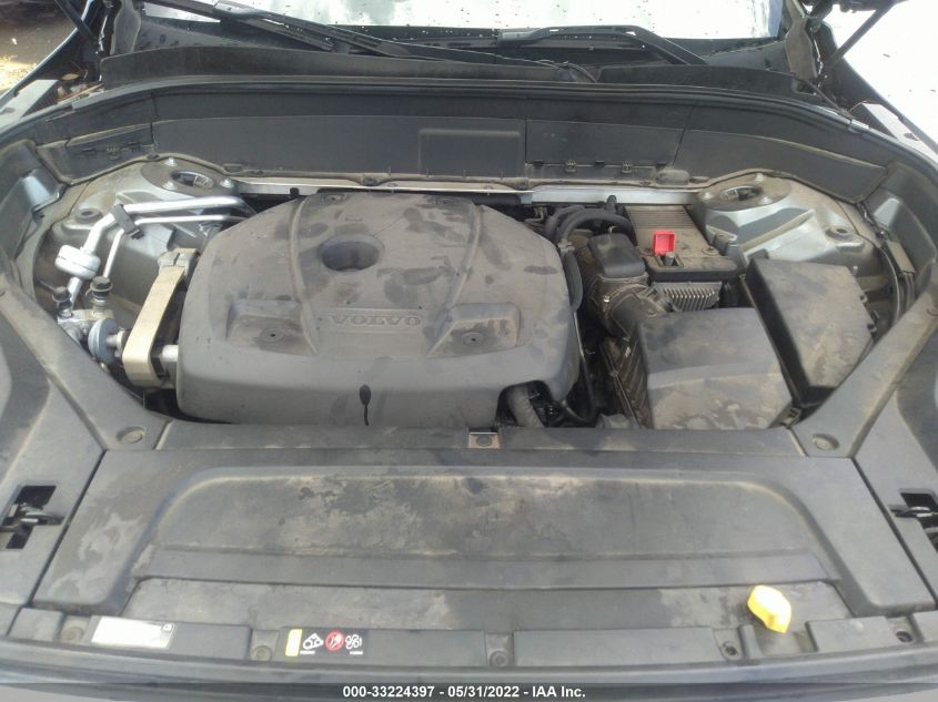 2016 VOLVO XC90 T6 MOMENTUM YV4A22PK9G1066582