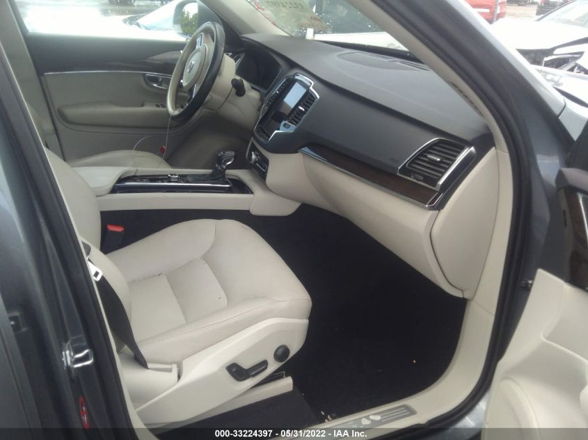 2016 VOLVO XC90 T6 MOMENTUM YV4A22PK9G1066582